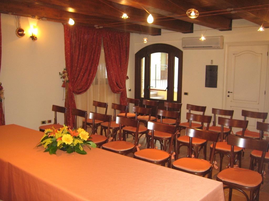 Agriturismo Il Casale Morrovalle Exterior photo